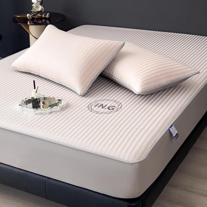 印季家纺 2026新款刺绣冰感条纹全锦凉席席子三件套 冰莓粉-床笠款