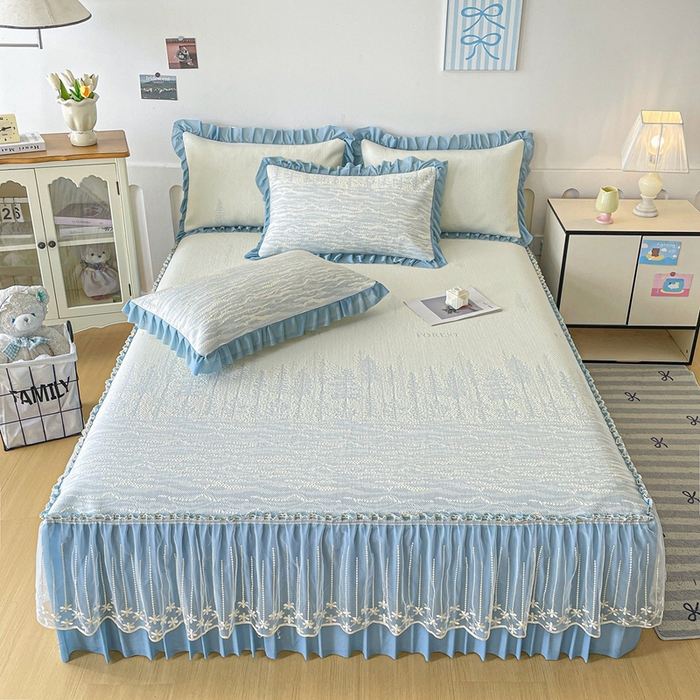 91家纺网 家纺一手货源 找家纺 铠畅家纺  2026新款冰豆豆PE高分子凉感印花床裙款凉席三件套 幸运树系列 幸运树-蓝