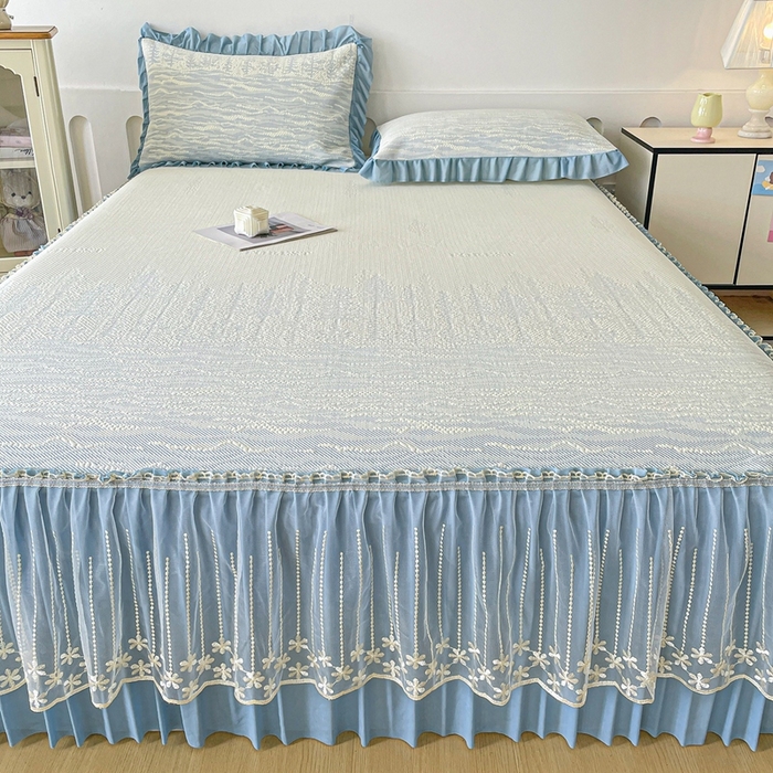 91家纺网 家纺一手货源 找家纺 铠畅家纺  2026新款冰豆豆PE高分子凉感印花床裙款凉席三件套 幸运树系列 幸运树-蓝