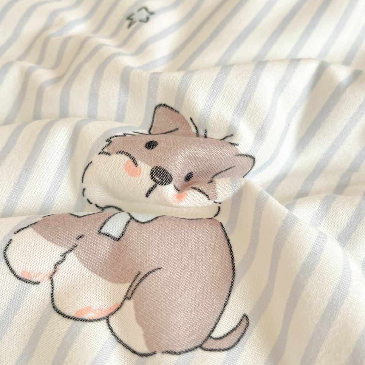 91家纺网 家纺一手货源 找家纺 一加一 2026新款A类牛奶丝针织棉大豆夏被夏凉被空调被 条纹西高地