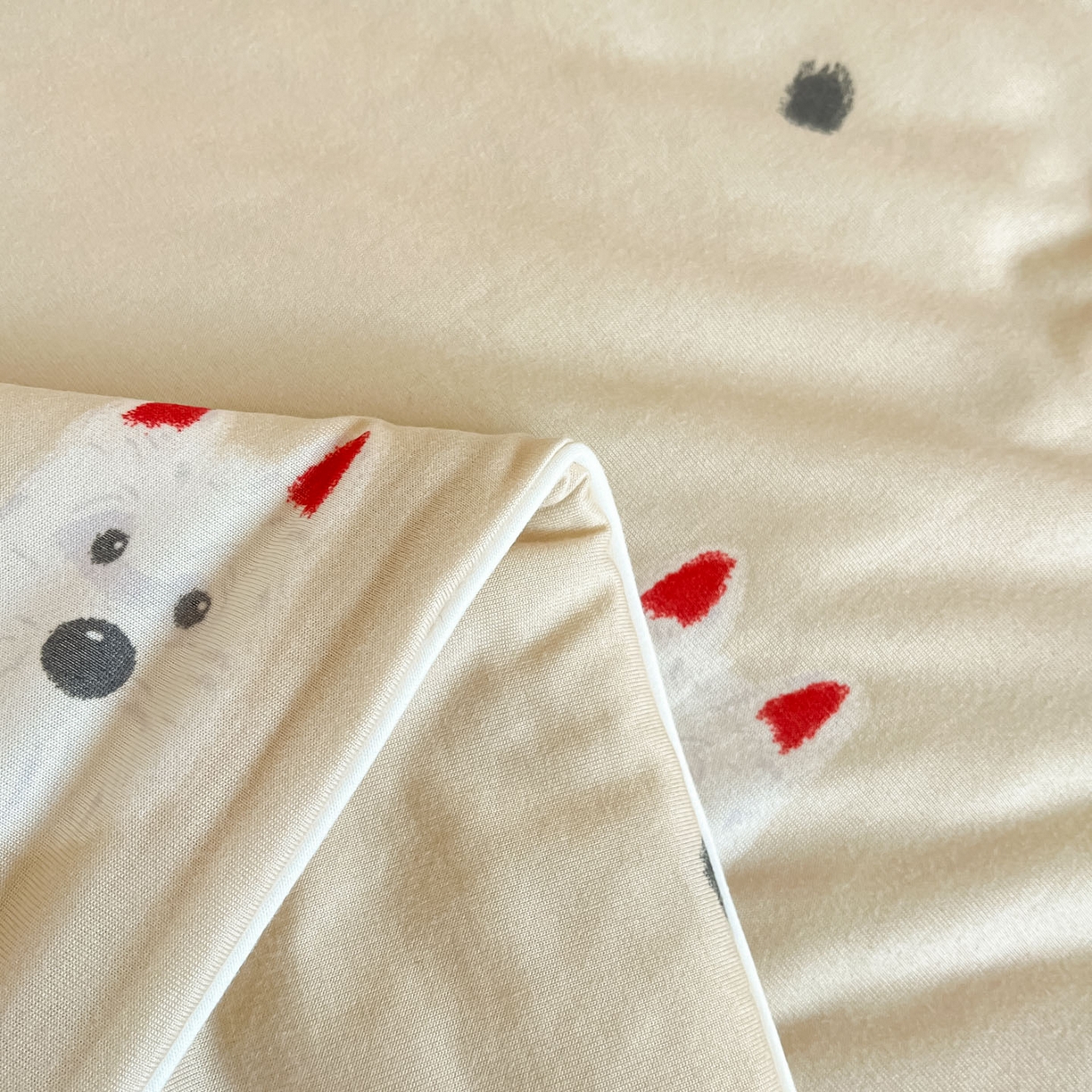 91家纺网 家纺一手货源 找家纺 一加一 2026新款A类牛奶丝针织棉大豆夏被夏凉被空调被 可乐修狗