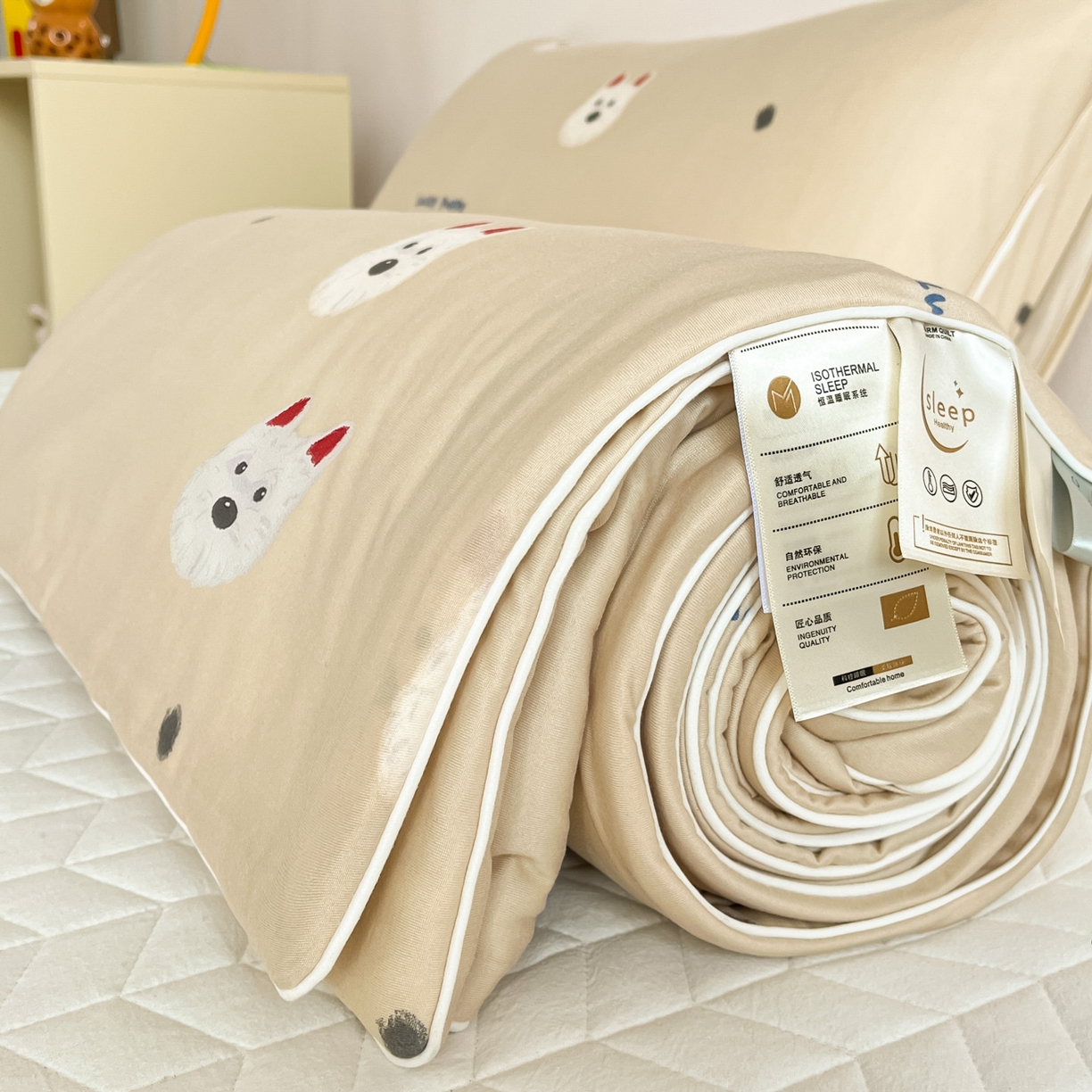 91家纺网 家纺一手货源 找家纺 一加一 2026新款A类牛奶丝针织棉大豆夏被夏凉被空调被 可乐修狗