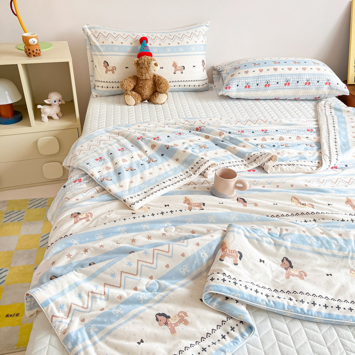 91家纺网 家纺一手货源 找家纺 一加一 2026新款A类牛奶丝针织棉大豆夏被夏凉被空调被 幸运加马