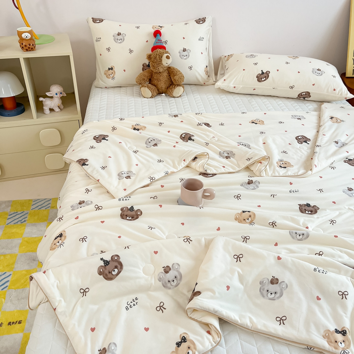 91家纺网 家纺一手货源 找家纺 一加一 2026新款A类牛奶丝针织棉大豆夏被夏凉被空调被 美拉德熊