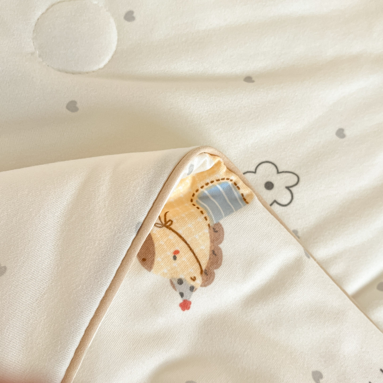 91家纺网 家纺一手货源 找家纺 一加一 2026新款A类牛奶丝针织棉大豆夏被夏凉被空调被 快乐小马驹