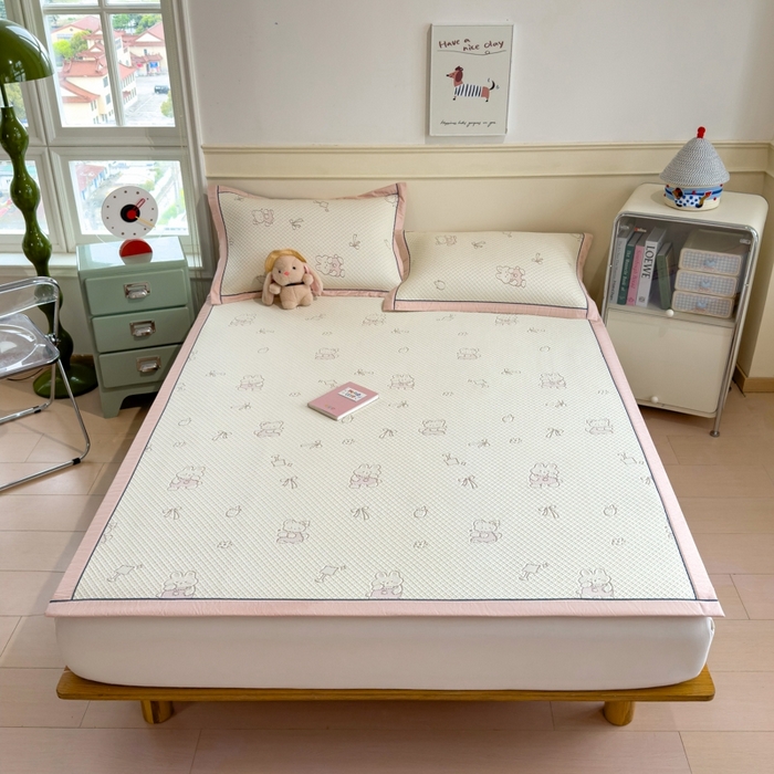 91家纺网 家纺一手货源 找家纺 （总）印季家纺 2026新款卡通凉感提花豆豆席凉席席子三件套