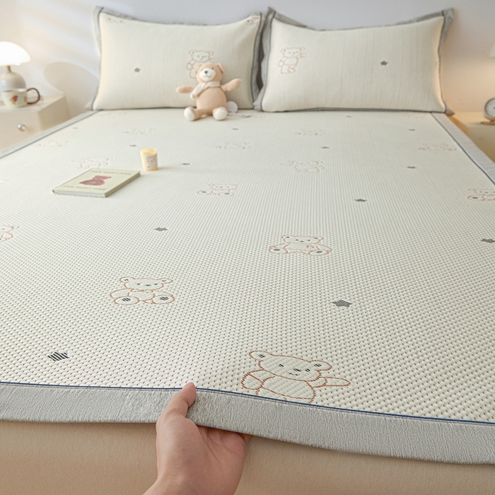 91家纺网 家纺一手货源 找家纺 （总）印季家纺 2026新款卡通凉感提花豆豆席凉席席子三件套