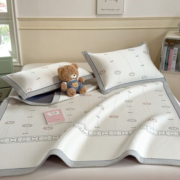 91家纺网 家纺一手货源 找家纺 印季家纺 2026新款卡通凉感提花豆豆席凉席席子三件套 条纹熊