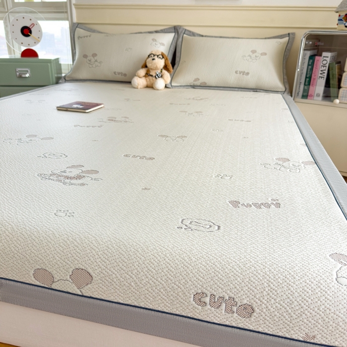 91家纺网 家纺一手货源 找家纺 印季家纺 2026新款卡通凉感提花豆豆席凉席席子三件套 滑板狗