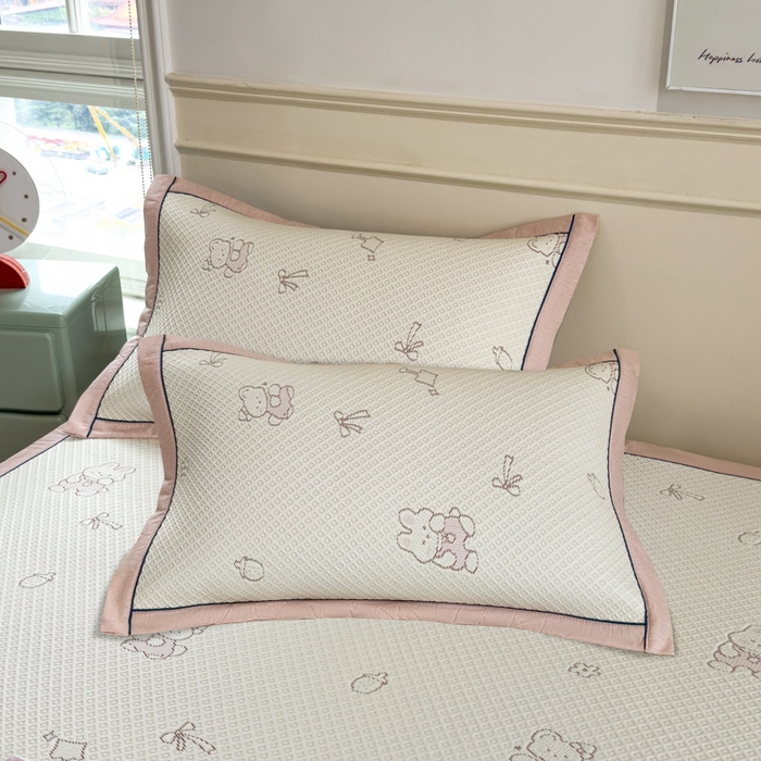 91家纺网 家纺一手货源 找家纺 印季家纺 2026新款卡通凉感提花豆豆席凉席席子三件套 粉粉兔