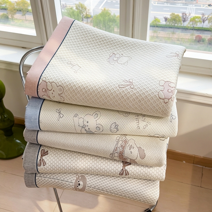 91家纺网 家纺一手货源 找家纺 （总）印季家纺 2026新款卡通凉感提花豆豆席凉席席子三件套