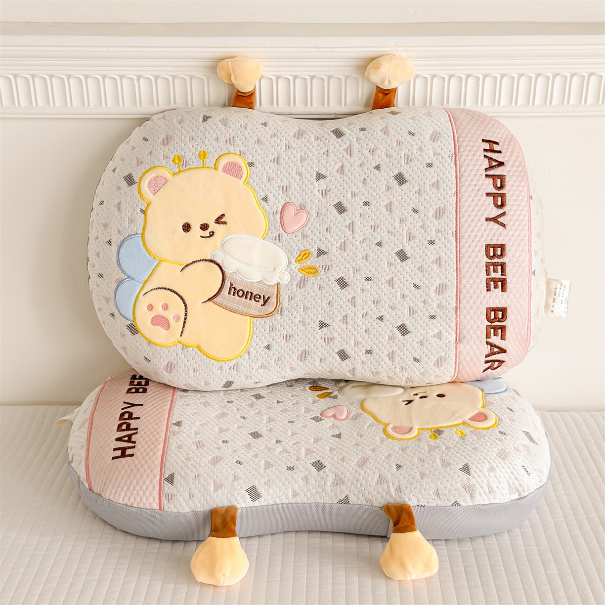 91家纺网 家纺一手货源 找家纺 （总）麦肯锡 2026新款honey熊卡通记忆枕枕头枕芯