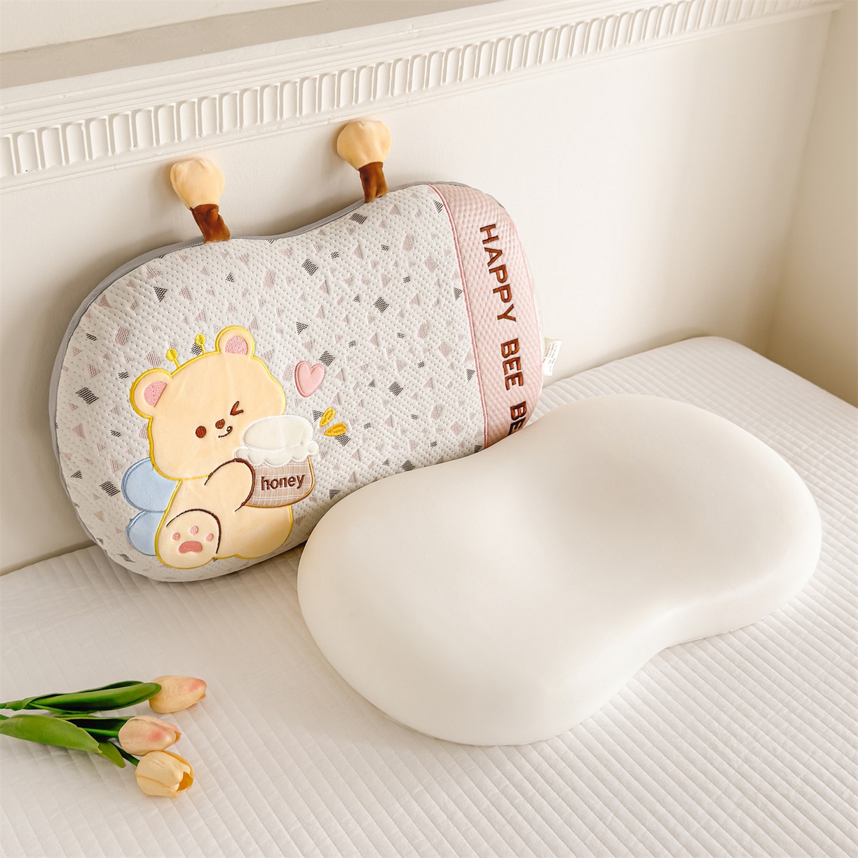 91家纺网 家纺一手货源 找家纺 麦肯锡 2026新款honey熊卡通记忆枕枕头枕芯 honey熊-粉色