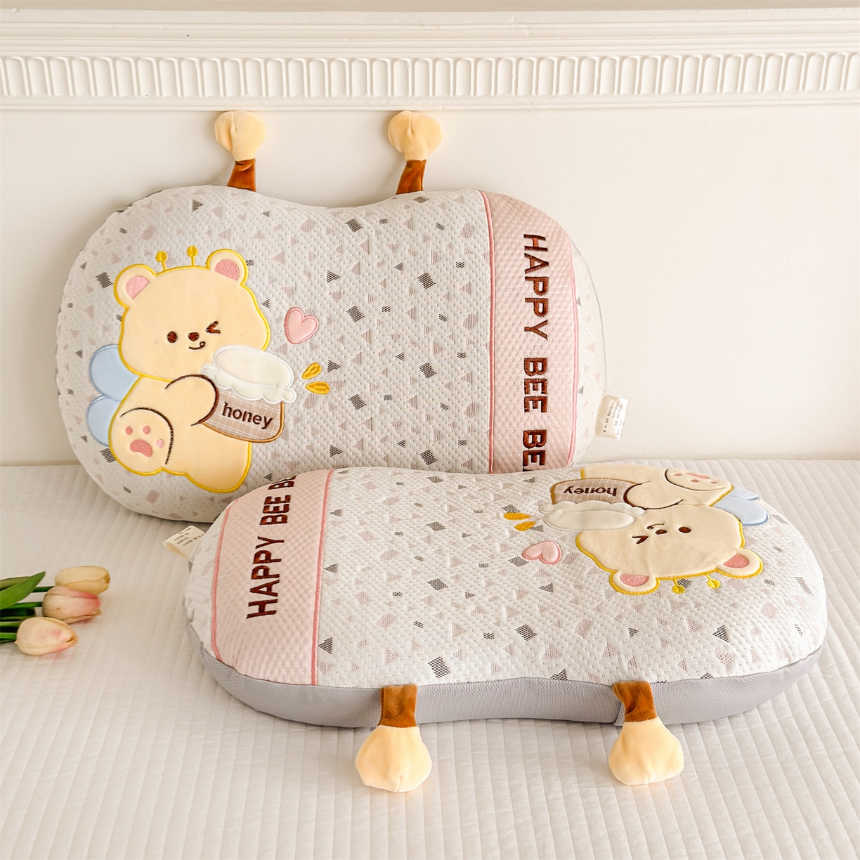 91家纺网 家纺一手货源 找家纺 麦肯锡 2026新款honey熊卡通记忆枕枕头枕芯 honey熊-粉色
