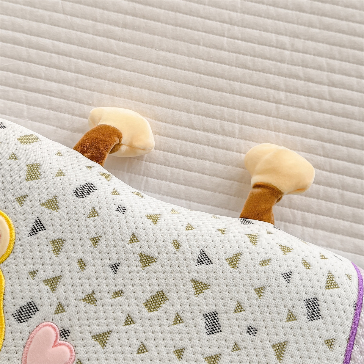 91家纺网 家纺一手货源 找家纺 麦肯锡 2026新款honey熊卡通记忆枕枕头枕芯 honey熊-紫色