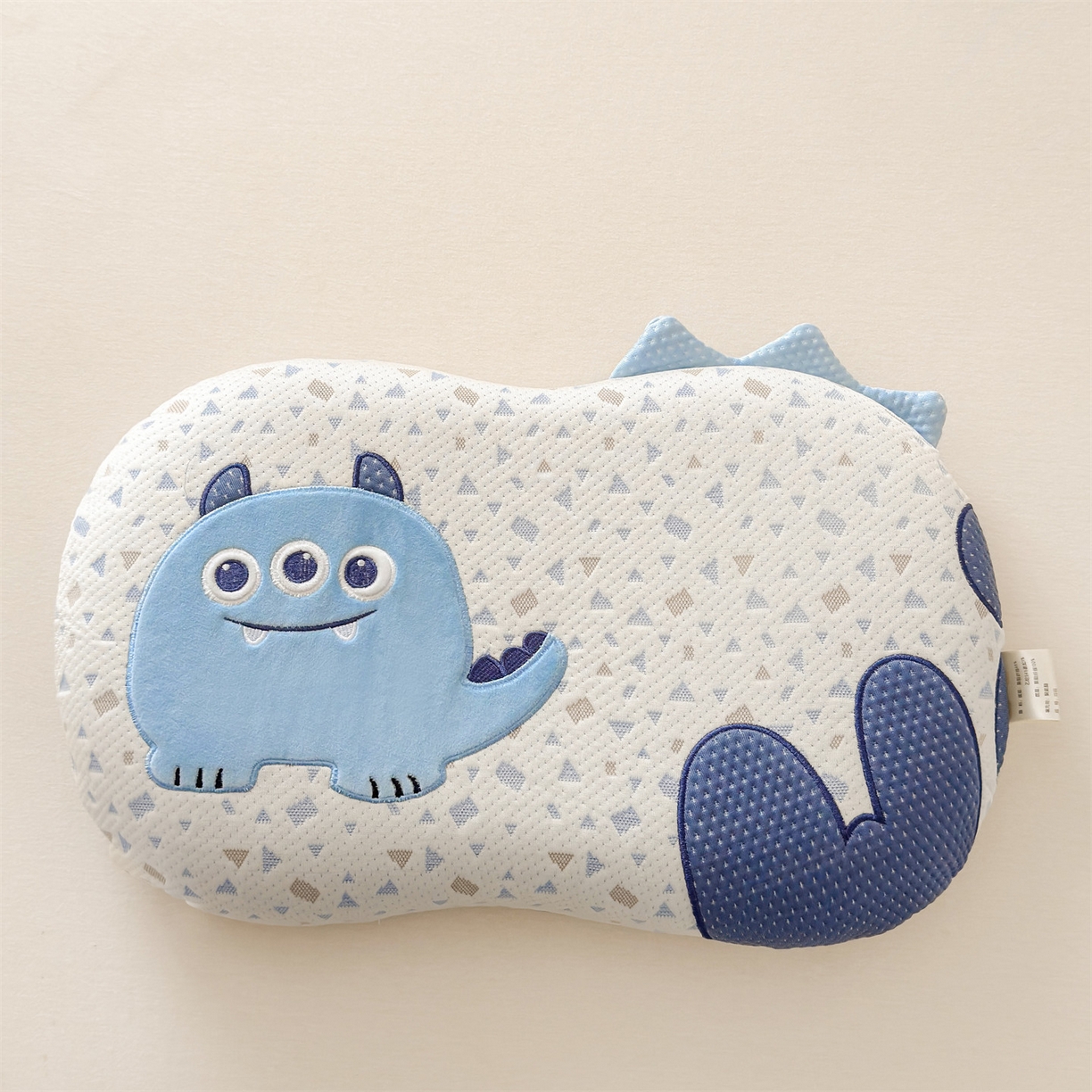 91家纺网 家纺一手货源 找家纺 （总）麦肯锡 2026新款小怪兽卡通记忆枕枕头枕芯