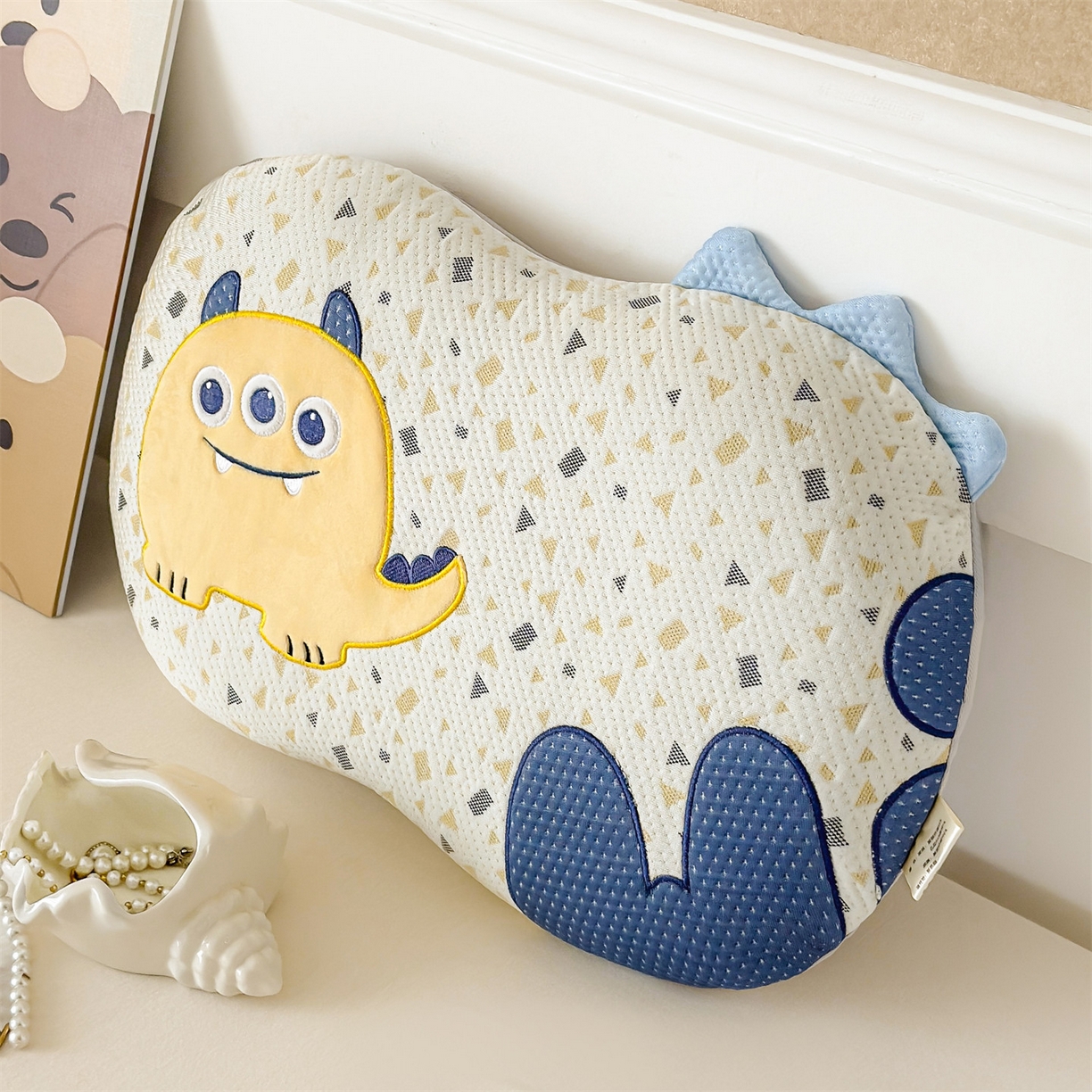 91家纺网 家纺一手货源 找家纺 麦肯锡 2026新款小怪兽卡通记忆枕枕头枕芯 小怪兽-黄色