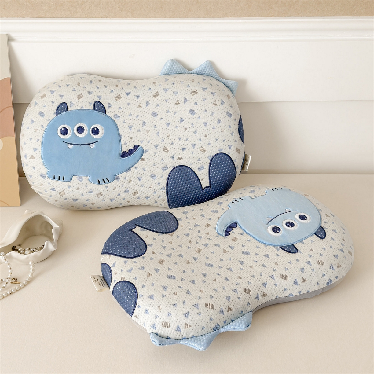 91家纺网 家纺一手货源 找家纺 麦肯锡 2026新款小怪兽卡通记忆枕枕头枕芯 小怪兽-蓝色