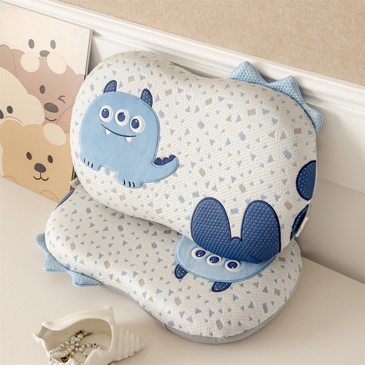 91家纺网 家纺一手货源 找家纺 麦肯锡 2026新款小怪兽卡通记忆枕枕头枕芯 小怪兽-蓝色