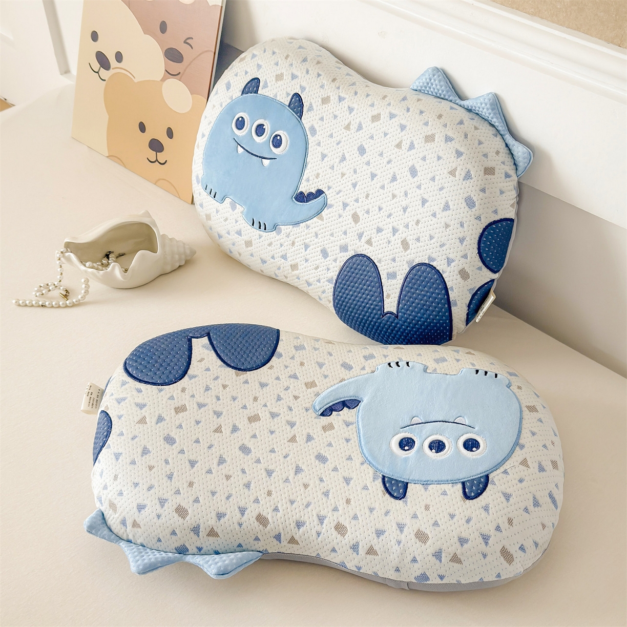 91家纺网 家纺一手货源 找家纺 麦肯锡 2026新款小怪兽卡通记忆枕枕头枕芯 小怪兽-蓝色