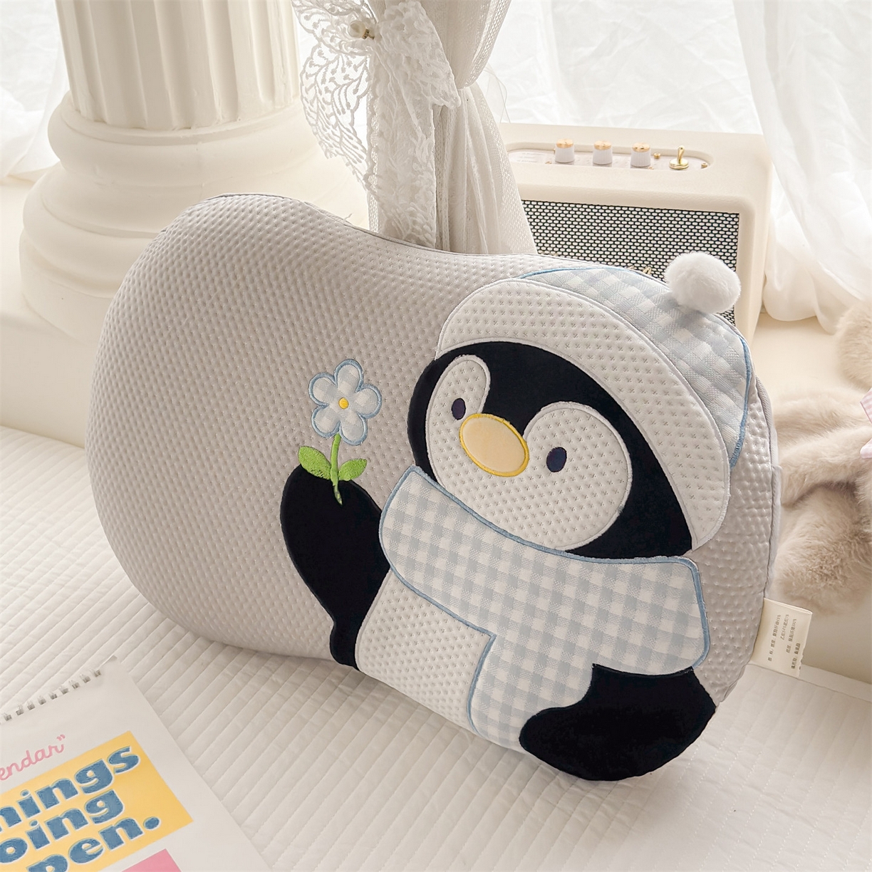 91家纺网 家纺一手货源 找家纺 麦肯锡 2026新款小企鹅卡通记忆枕枕头枕芯 小企鹅-灰色