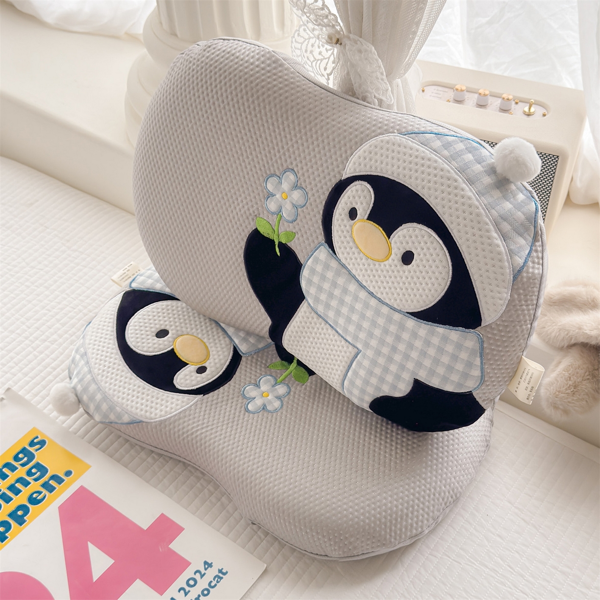 91家纺网 家纺一手货源 找家纺 麦肯锡 2026新款小企鹅卡通记忆枕枕头枕芯 小企鹅-灰色