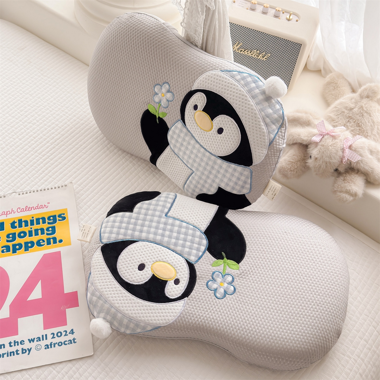 91家纺网 家纺一手货源 找家纺 麦肯锡 2026新款小企鹅卡通记忆枕枕头枕芯 小企鹅-灰色