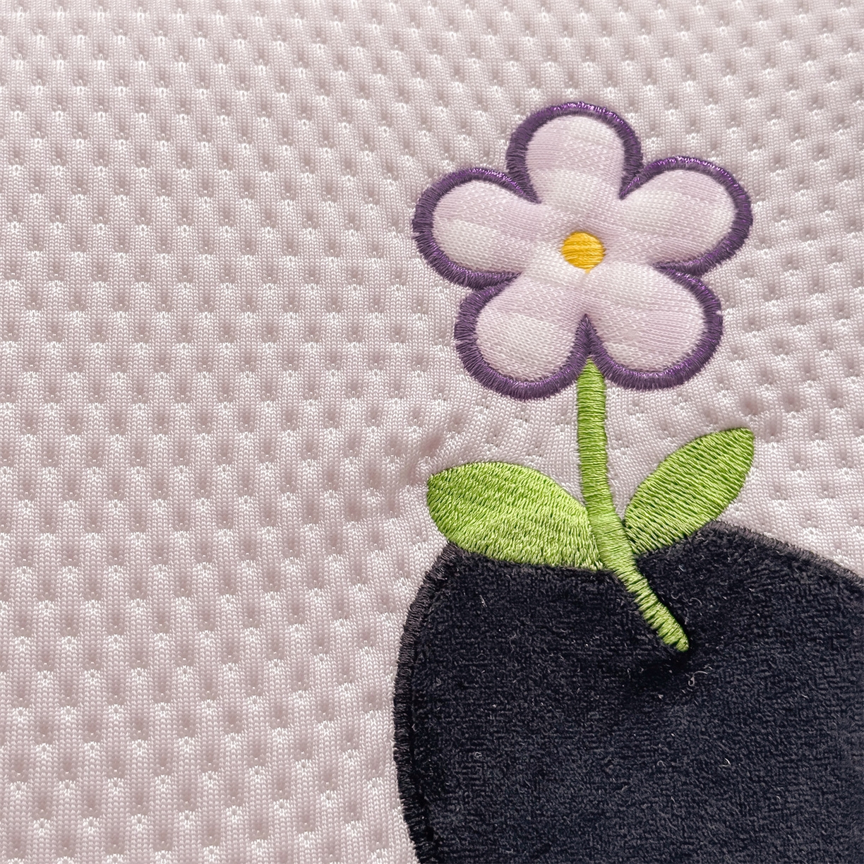 91家纺网 家纺一手货源 找家纺 麦肯锡 2026新款小企鹅卡通记忆枕枕头枕芯 小企鹅-紫色