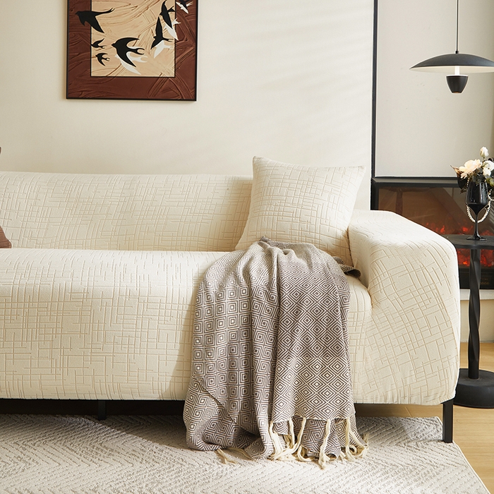 91家纺网 家纺一手货源 找家纺 飞翔家纺沙发套 2026新款素格纹沙发套 米白色