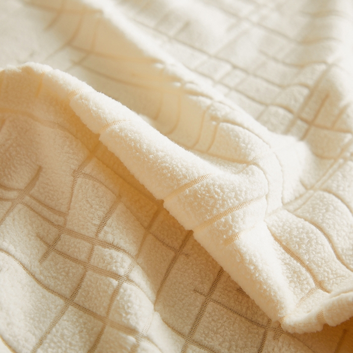 91家纺网 家纺一手货源 找家纺 飞翔家纺沙发套 2026新款素格纹沙发套 米白色