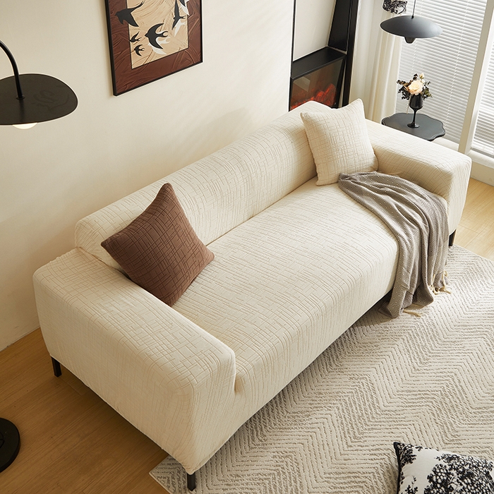 91家纺网 家纺一手货源 找家纺 飞翔家纺沙发套 2026新款素格纹沙发套 米白色