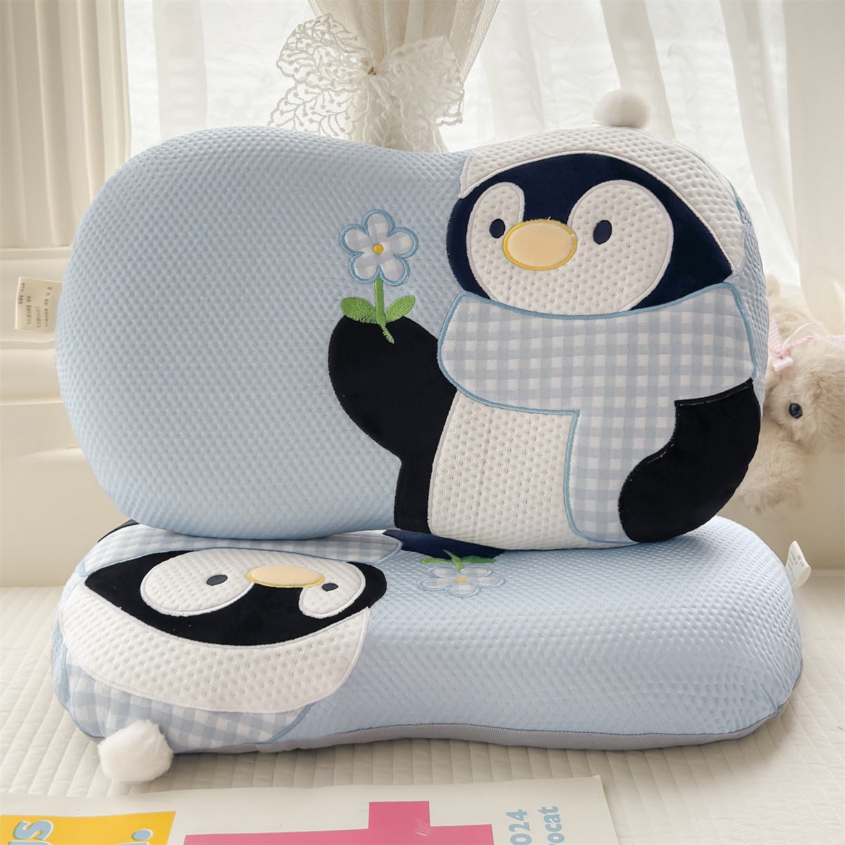 91家纺网 家纺一手货源 找家纺 麦肯锡 2026新款小企鹅卡通记忆枕枕头枕芯 小企鹅-蓝色