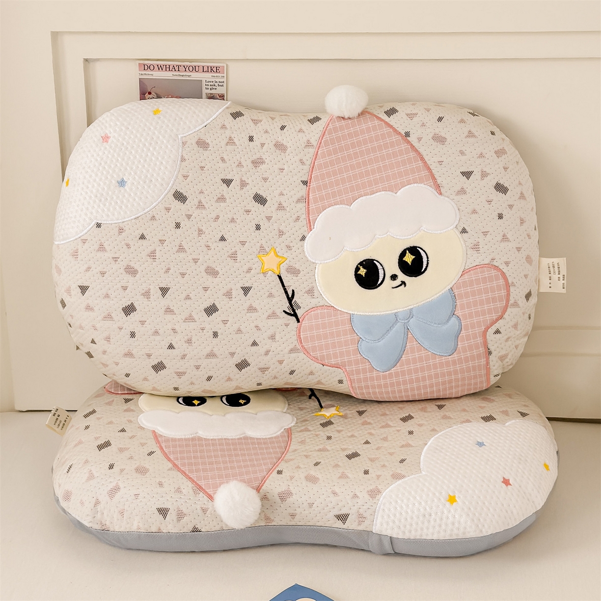 91家纺网 家纺一手货源 找家纺 麦肯锡 2026新款小雪人卡通记忆枕枕头枕芯 小雪人-粉色