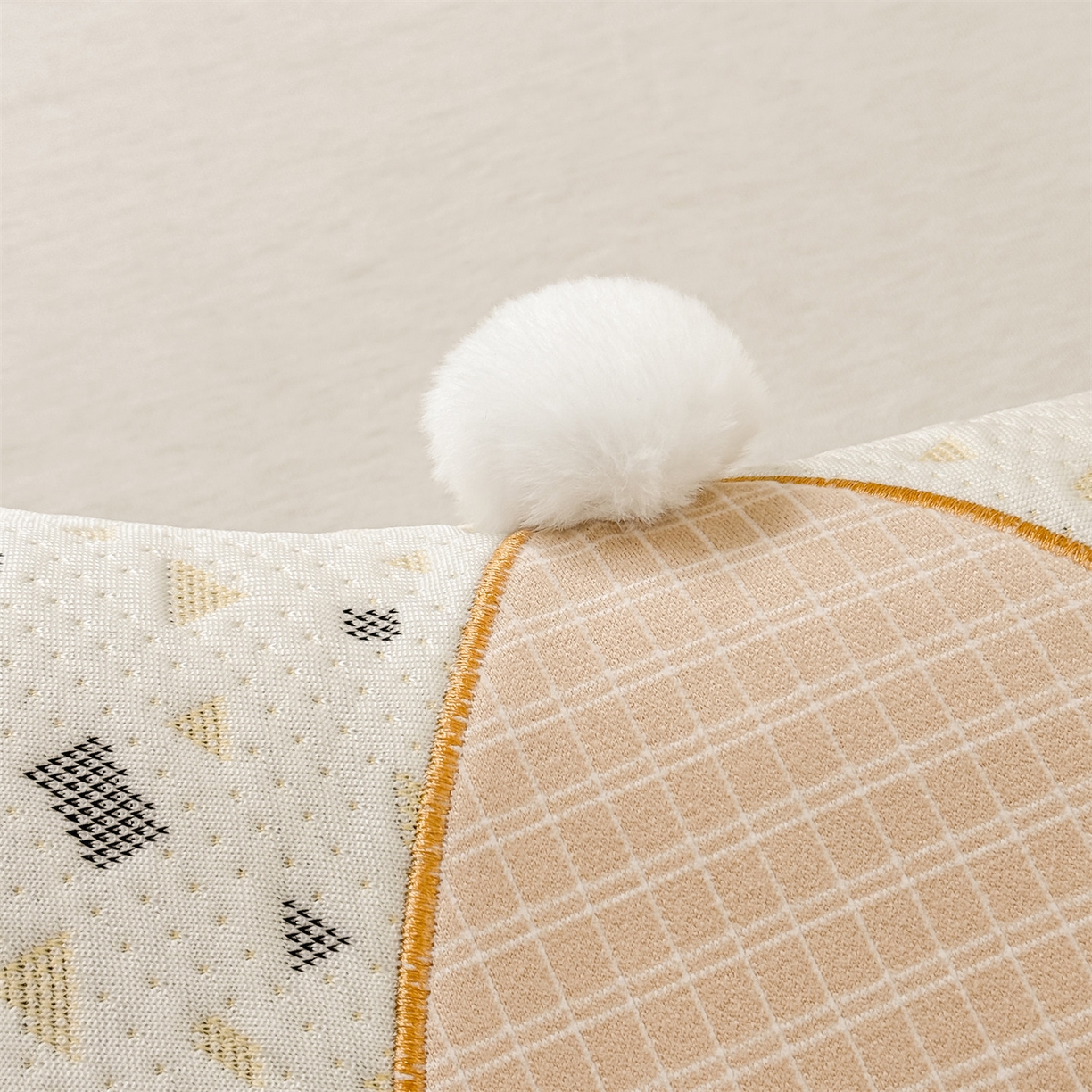 91家纺网 家纺一手货源 找家纺 麦肯锡 2026新款小雪人卡通记忆枕枕头枕芯 小雪人-咖色