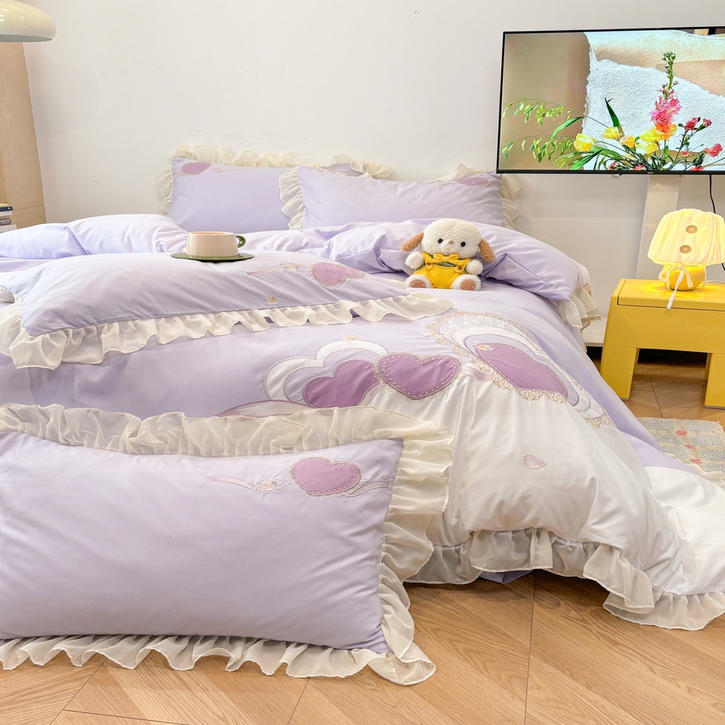 91家纺网 家纺一手货源 找家纺 慕语家纺 2026款贴布绣磨毛四件套甜心 甜心-风信紫