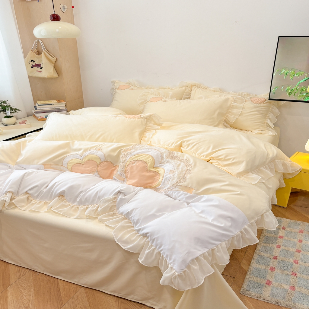 91家纺网 家纺一手货源 找家纺 慕语家纺 2026款贴布绣磨毛四件套甜心 甜心-奶油黄