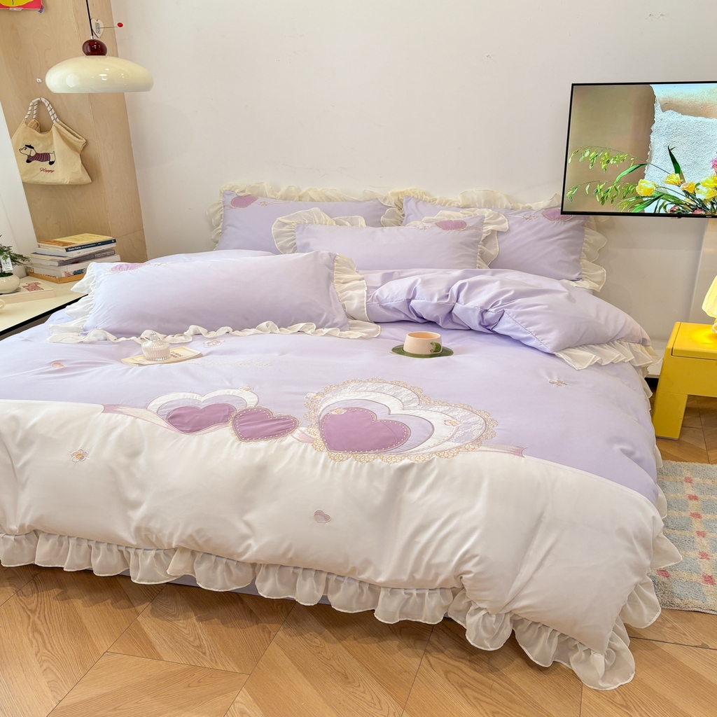 91家纺网 家纺一手货源 找家纺 慕语家纺 2026款贴布绣磨毛四件套甜心 甜心-风信紫