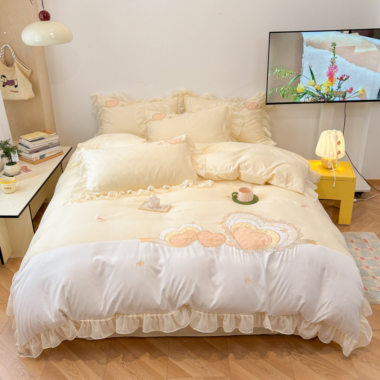 91家纺网 家纺一手货源 找家纺 慕语家纺 2026款贴布绣磨毛四件套甜心 甜心-奶油黄