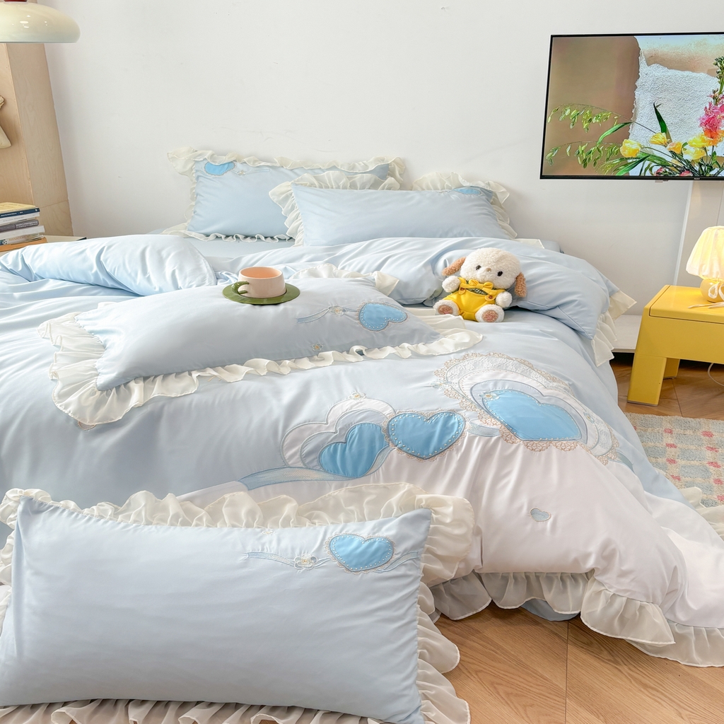 91家纺网 家纺一手货源 找家纺 慕语家纺 2026款贴布绣磨毛四件套甜心 甜心-海盐蓝