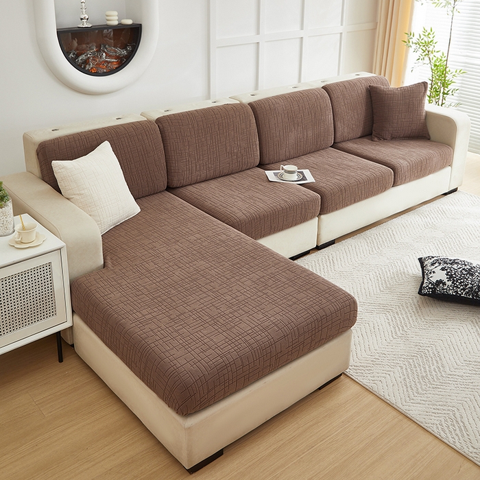 91家纺网 家纺一手货源 找家纺 飞翔家纺沙发套 2026新款舒适亲肤素格纹-坐垫套 咖啡色