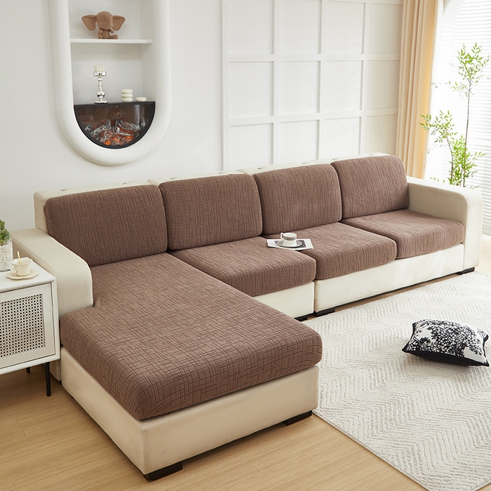 91家纺网 家纺一手货源 找家纺 飞翔家纺沙发套 2026新款舒适亲肤素格纹-坐垫套 咖啡色