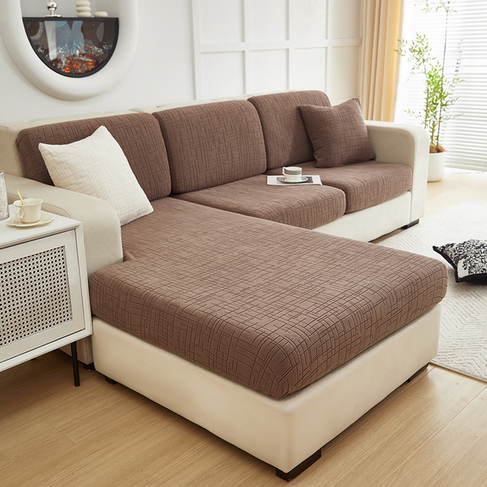 91家纺网 家纺一手货源 找家纺 飞翔家纺沙发套 2026新款舒适亲肤素格纹-坐垫套 咖啡色