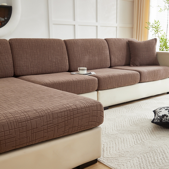 91家纺网 家纺一手货源 找家纺 飞翔家纺沙发套 2026新款舒适亲肤素格纹-坐垫套 咖啡色