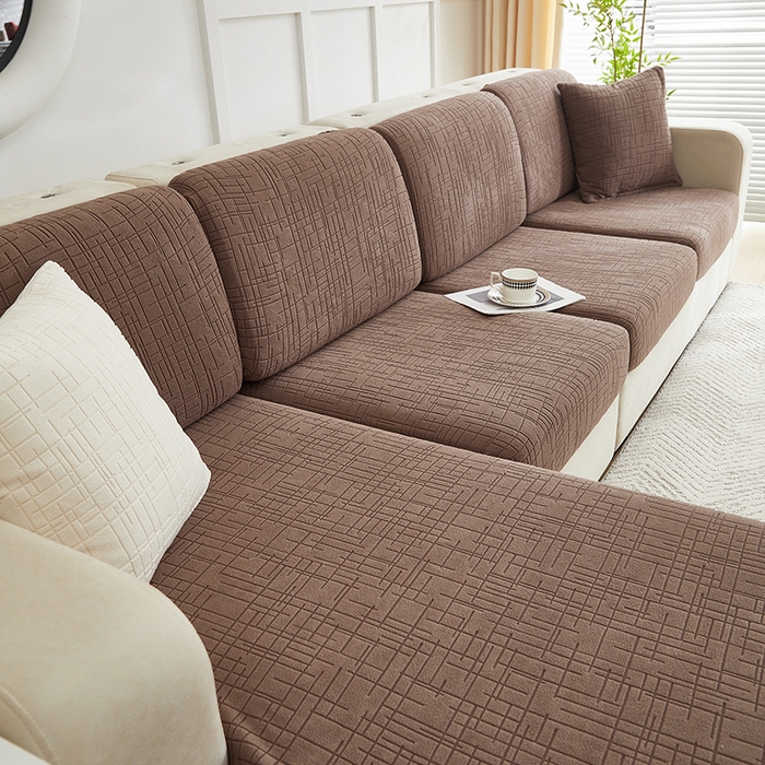 91家纺网 家纺一手货源 找家纺 飞翔家纺沙发套 2026新款舒适亲肤素格纹-坐垫套 咖啡色