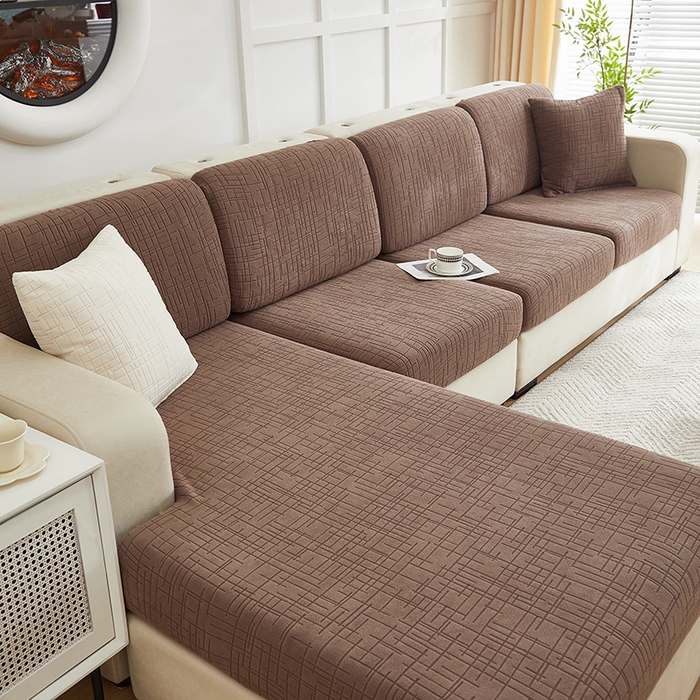 91家纺网 家纺一手货源 找家纺 飞翔家纺沙发套 2026新款舒适亲肤素格纹-坐垫套 咖啡色