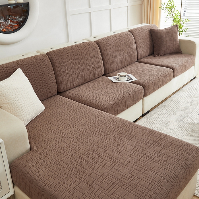 91家纺网 家纺一手货源 找家纺 飞翔家纺沙发套 2026新款舒适亲肤素格纹-坐垫套 咖啡色