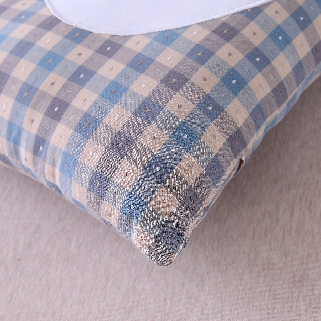 91家纺网 家纺一手货源 找家纺 珍贝家纺 2026新款全棉大脸熊枕套枕头枕芯枕套+枕芯儿童枕学生枕 大脸熊-蓝灰格