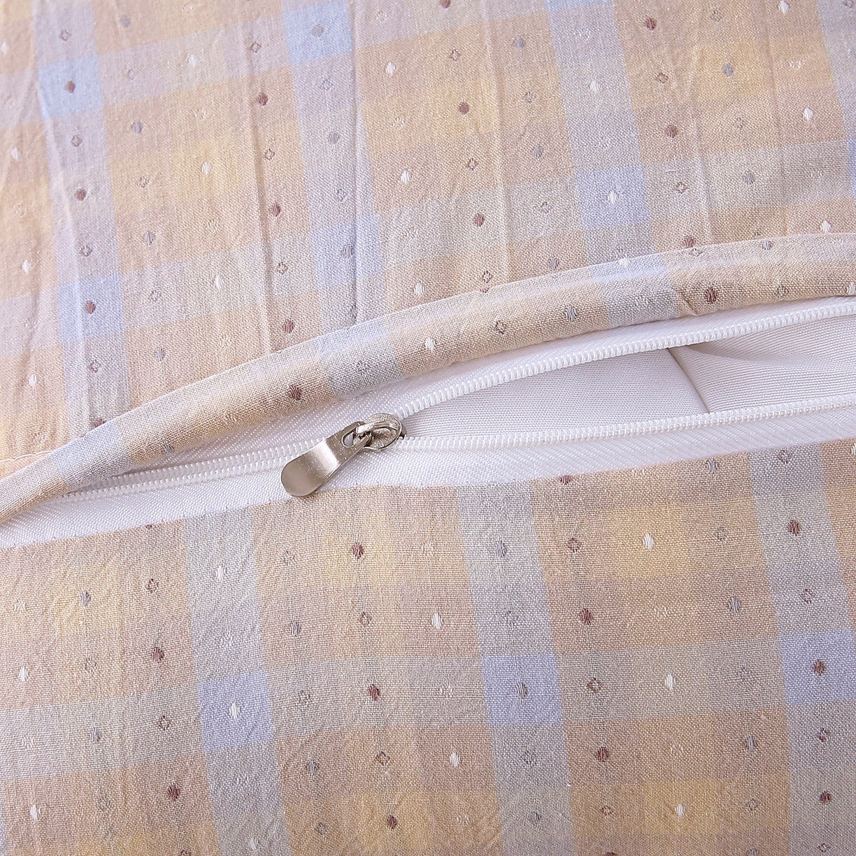 91家纺网 家纺一手货源 找家纺 珍贝家纺 2026新款全棉大脸熊枕套枕头枕芯枕套+枕芯儿童枕学生枕 大脸熊-蓝黄格