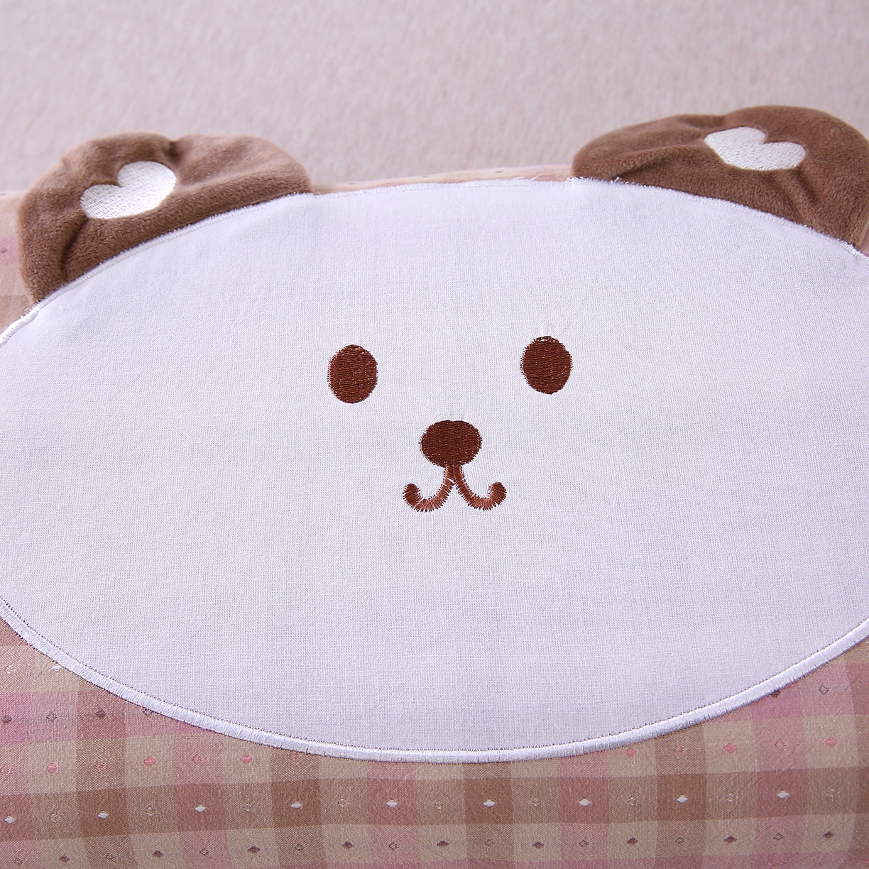 91家纺网 家纺一手货源 找家纺 珍贝家纺 2026新款全棉大脸熊枕套枕头枕芯枕套+枕芯儿童枕学生枕 大脸熊-粉灰格