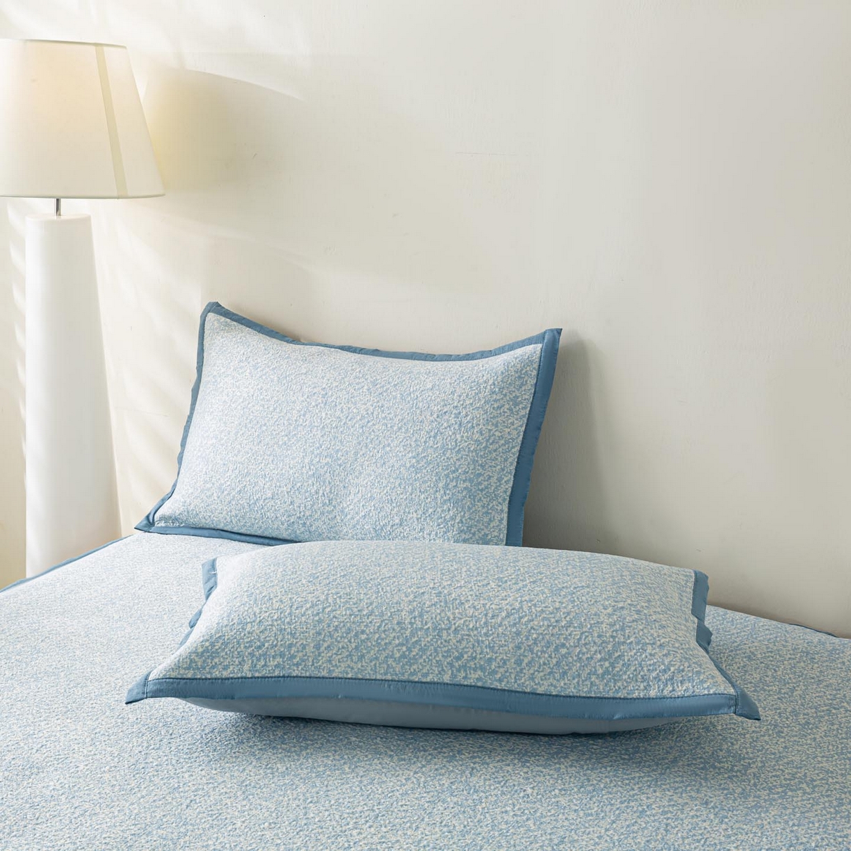 91家纺网 家纺一手货源 找家纺 帅露家纺 2026新款A类PE高分子双泡软凉席席子 床笠款双泡雪花-蓝